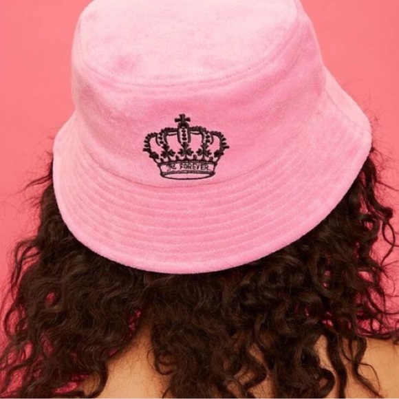 Juicy Couture Terry Cloth Bucket Hat - Picture 2 of 6